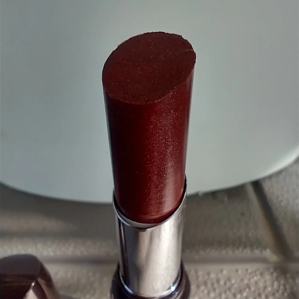 Volume xl seduction plumping lip color 320 passion